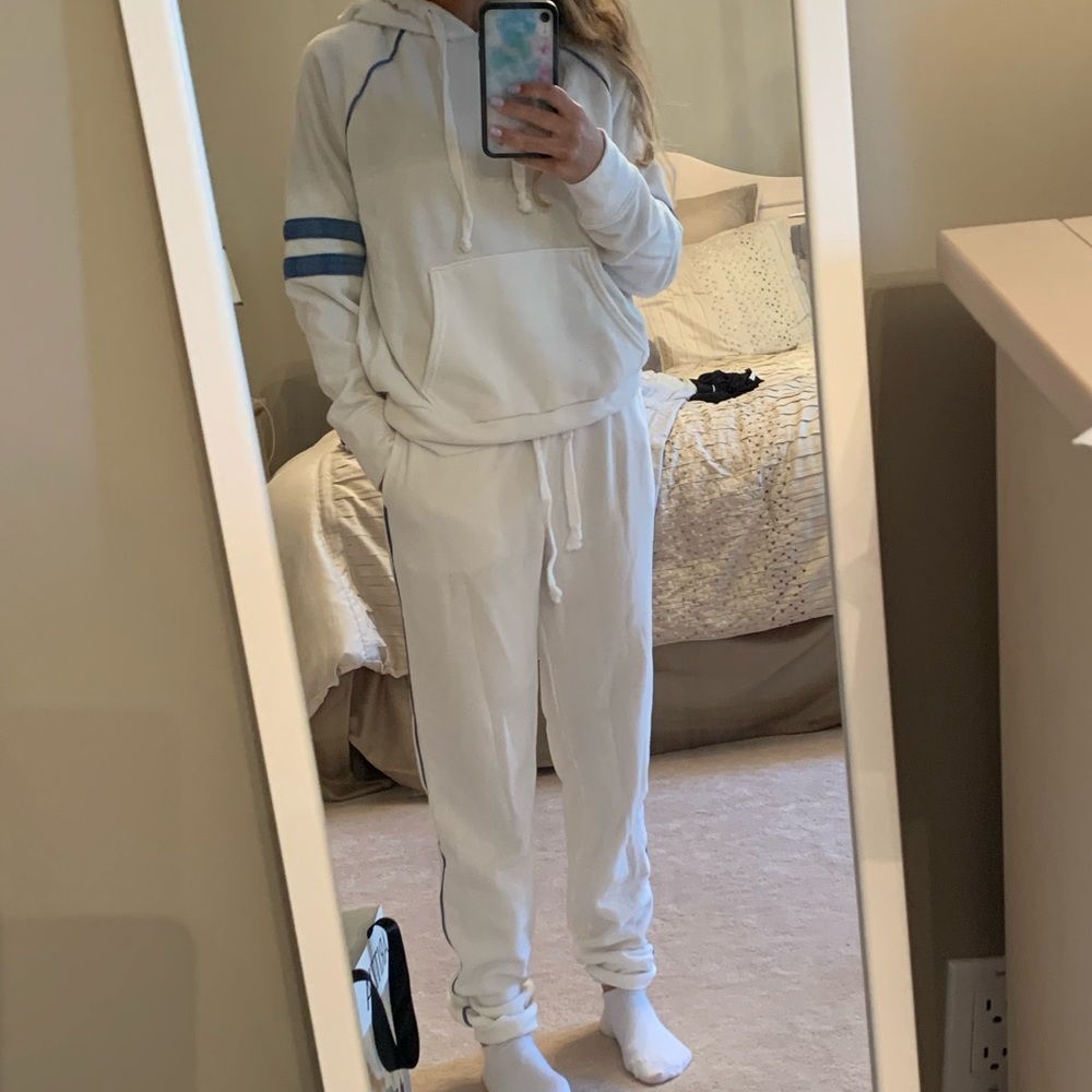 American eagle track suit